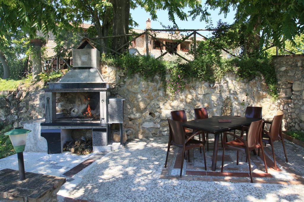 Agriturismo Podere Luchiano Amelia Exteriör bild