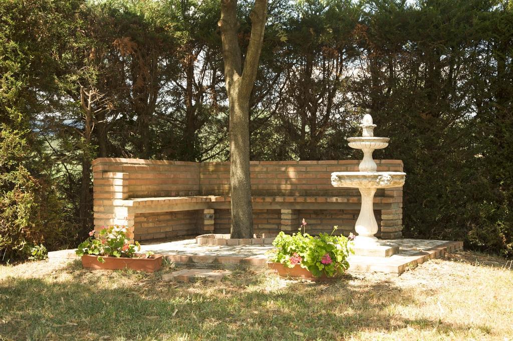 Agriturismo Podere Luchiano Amelia Exteriör bild